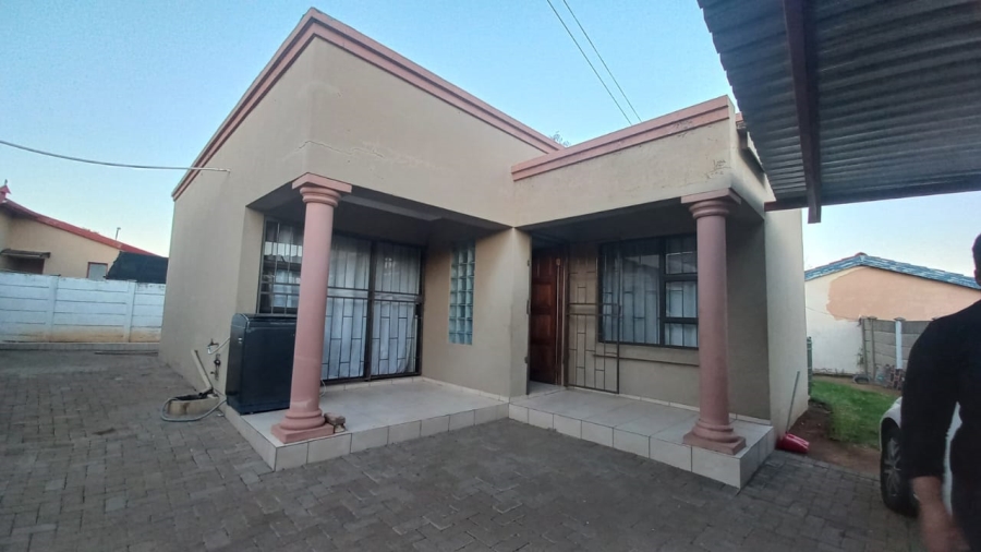 To Let 2 Bedroom Property for Rent in Fauna Free State